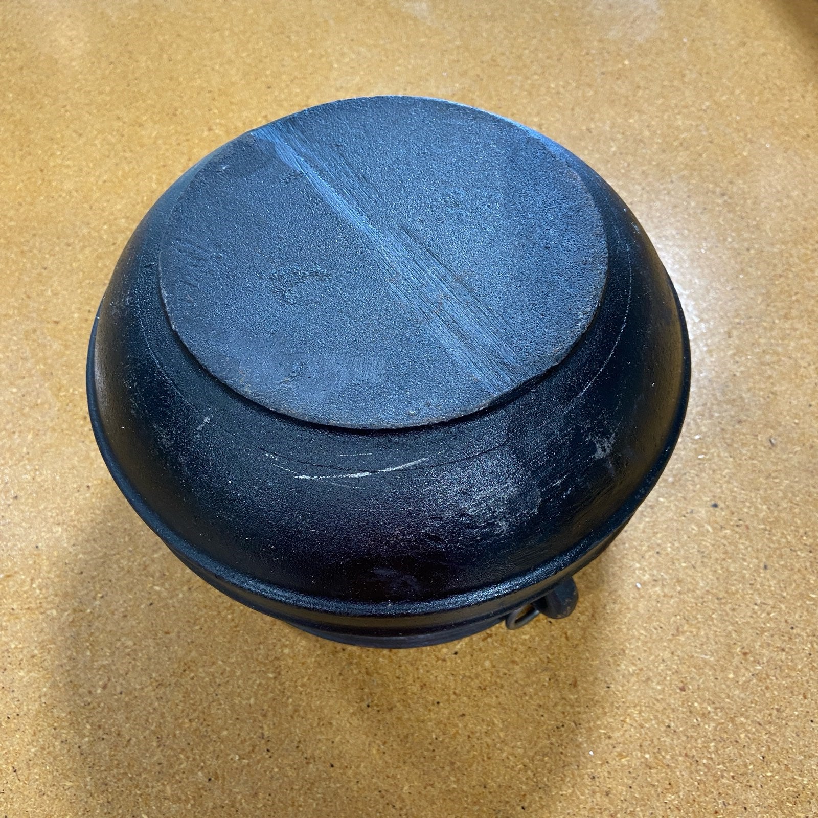 5 Quart Flat Bottom Cauldron - Sale - NO LID