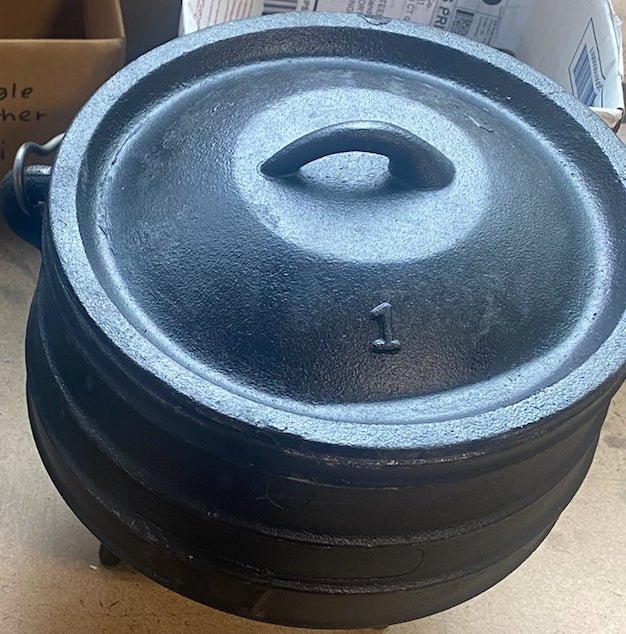 Size 1 Potjie Cauldron - SALE - 13 Moons