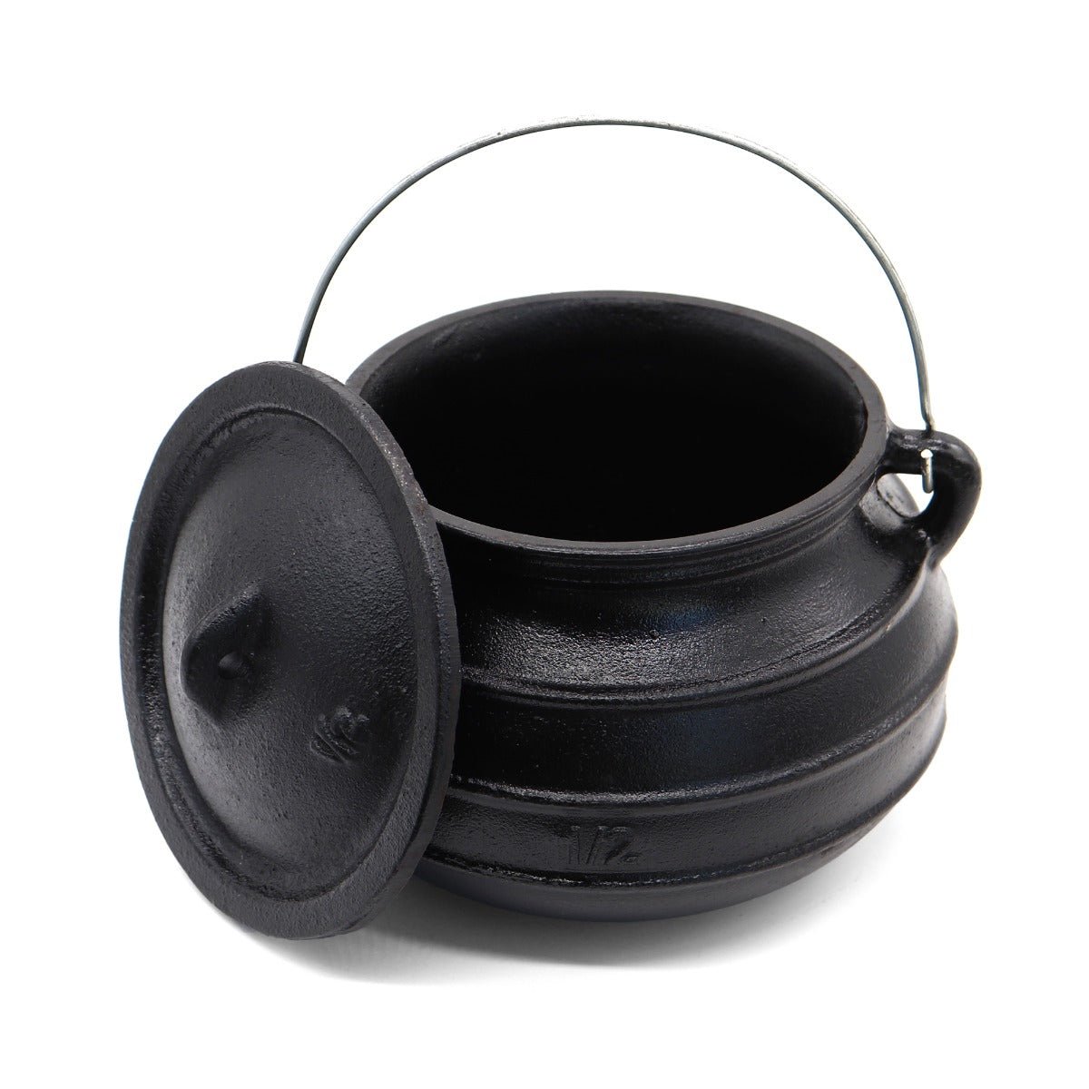 2 Quart Flat Bottom Cauldron - 13 Moons