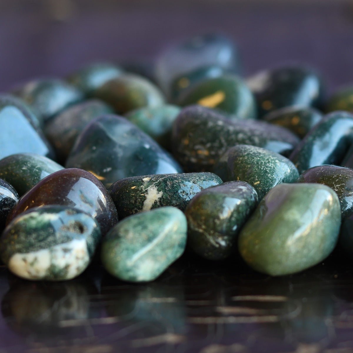 Agate Green Moss Tumbled Stone - 13 Moons