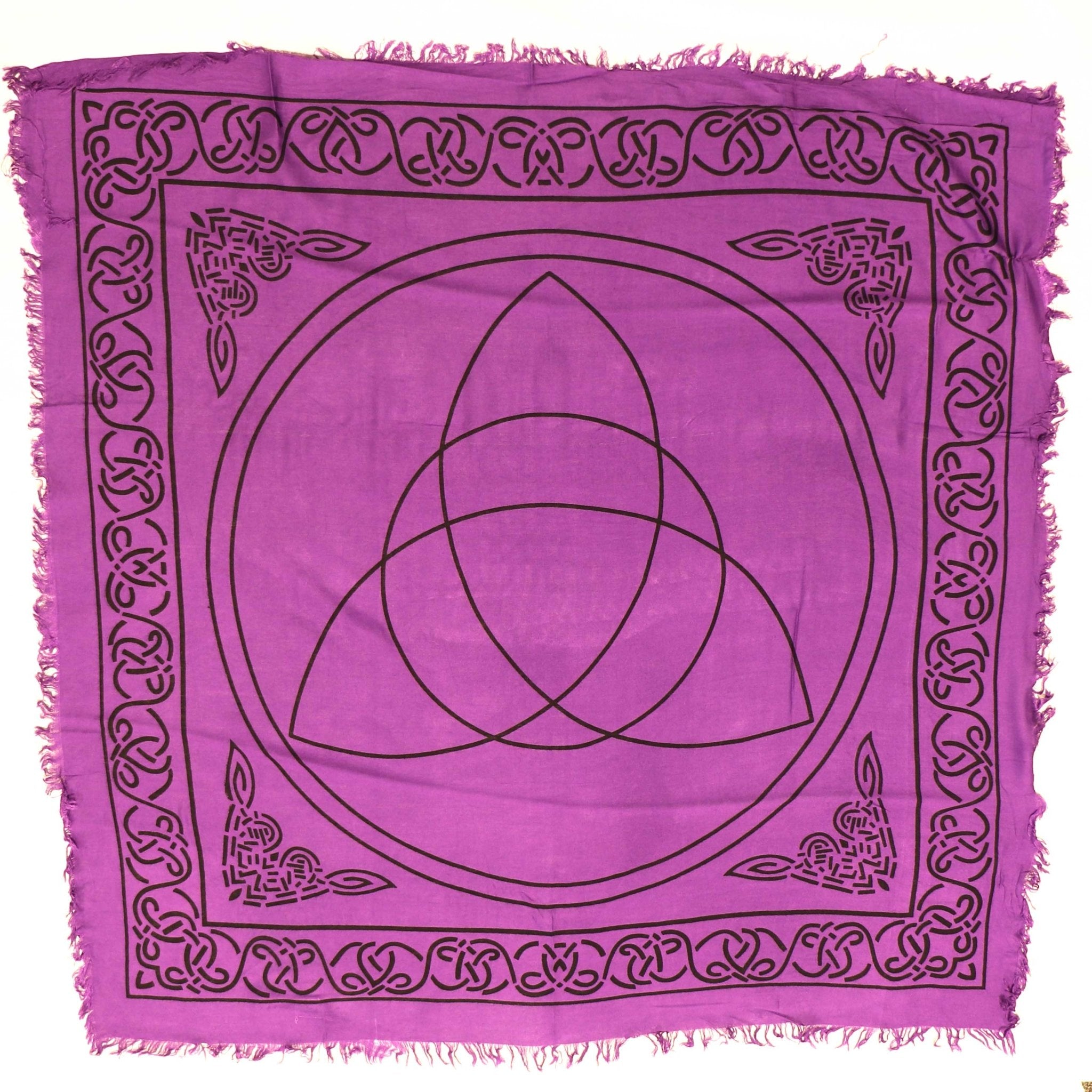 Celtic Triquetra Altar Cloth 36 inch - 13 Moons