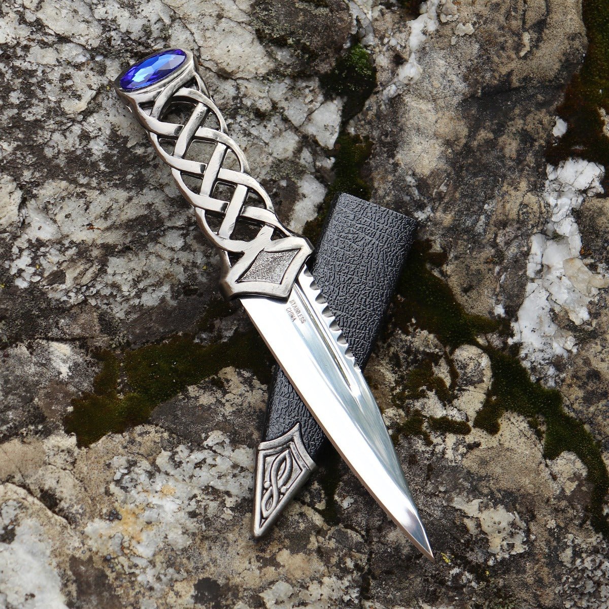 Highlander Athame - 13 Moons