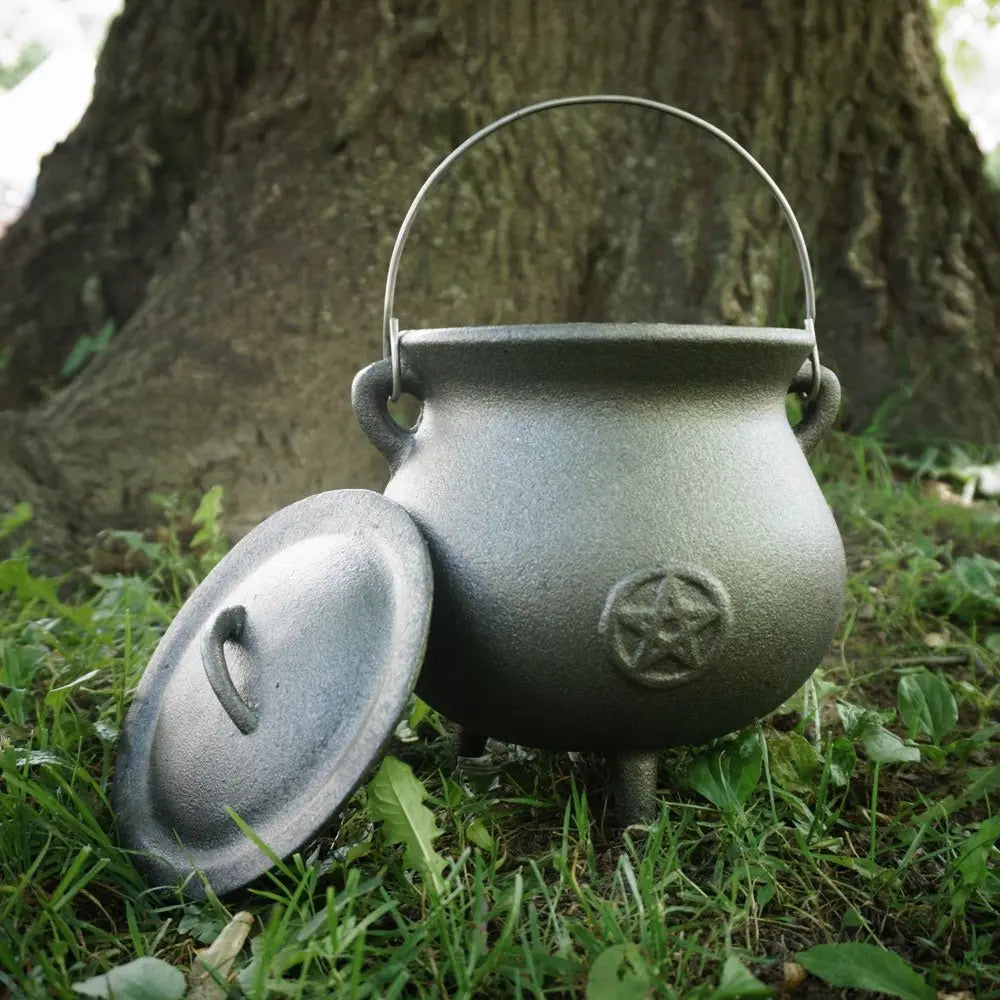 Potbelly Pentacle Cauldron, 8.5 inch - 13 Moons