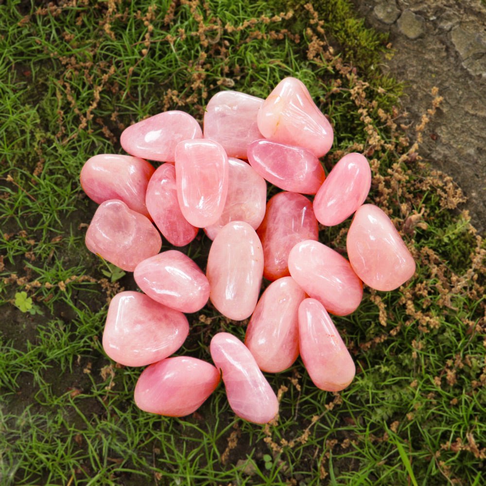 Quartz, Rose Tumbled Stone - 13 Moons