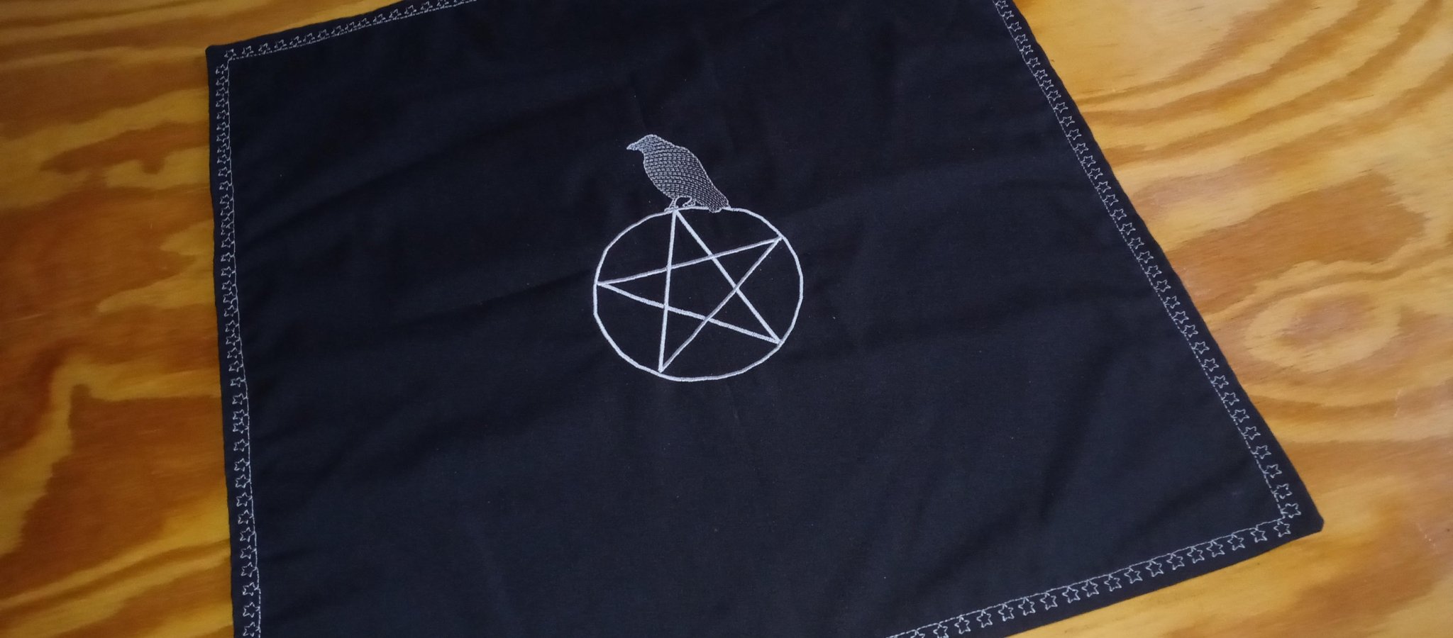 Raven on Pentacle Ritual Altar Cloth - 13 Moons