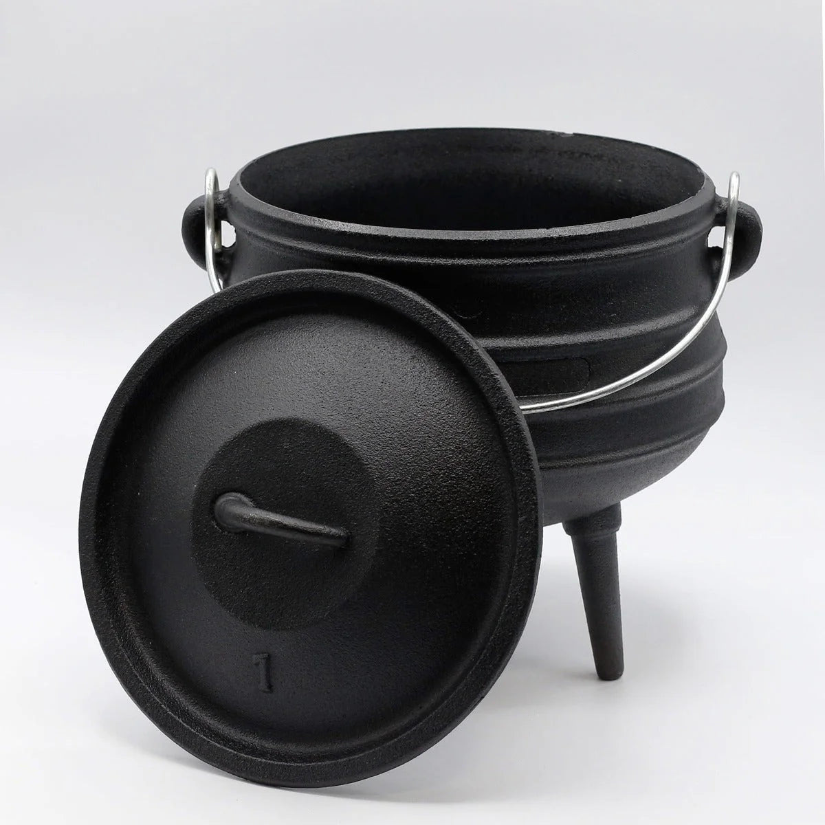 Traditional Potjie Cauldron Sizes 2 to 14 - 13 Moons